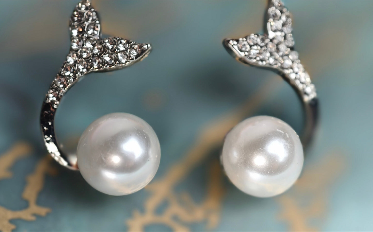 Pearl Mermaid Tail Earrings