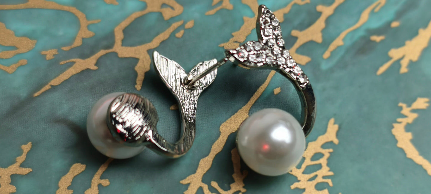 Pearl Mermaid Tail Earrings