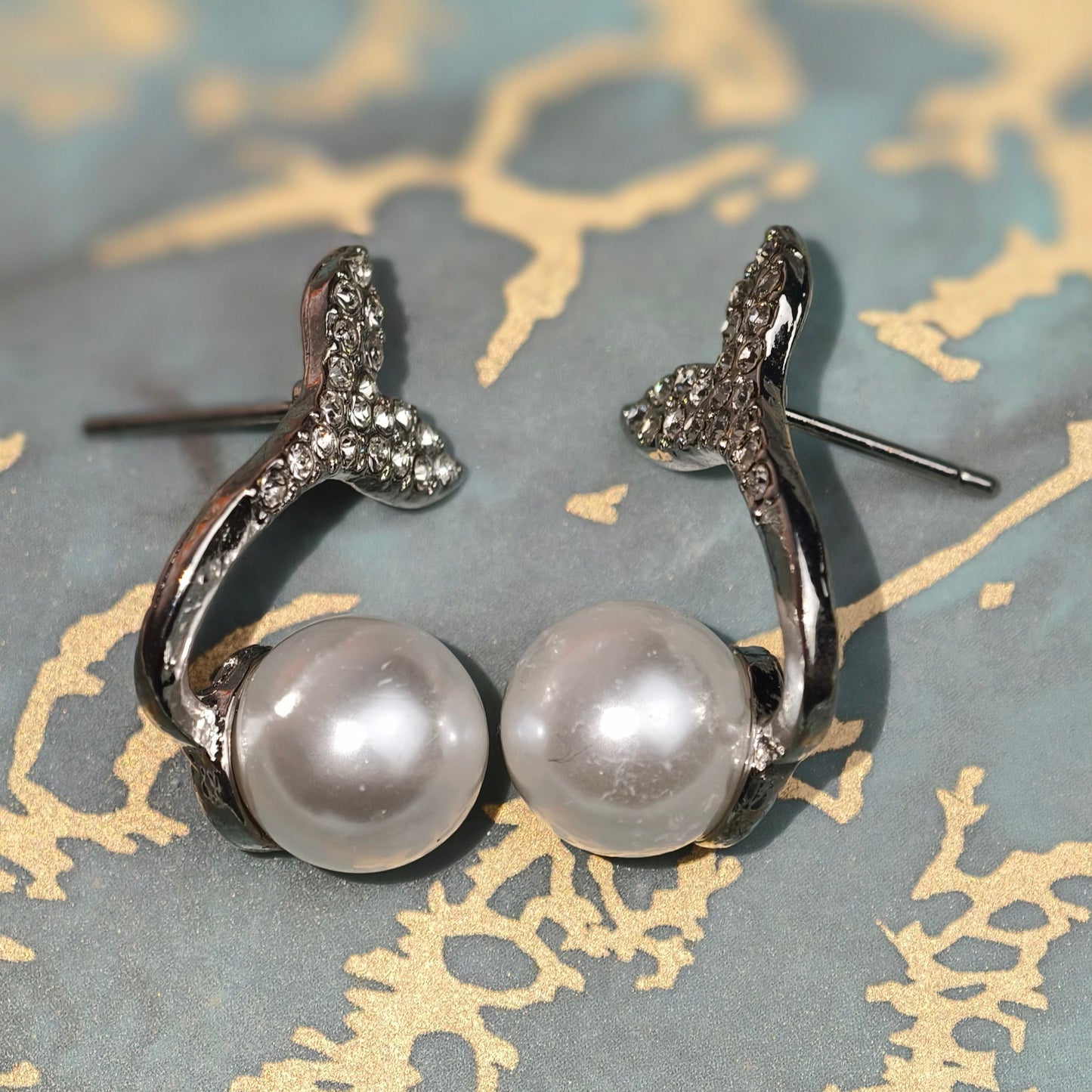 Pearl Mermaid Tail Earrings